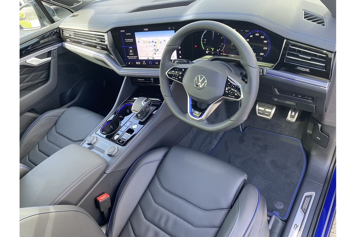 2024 Volkswagen Touareg R RC