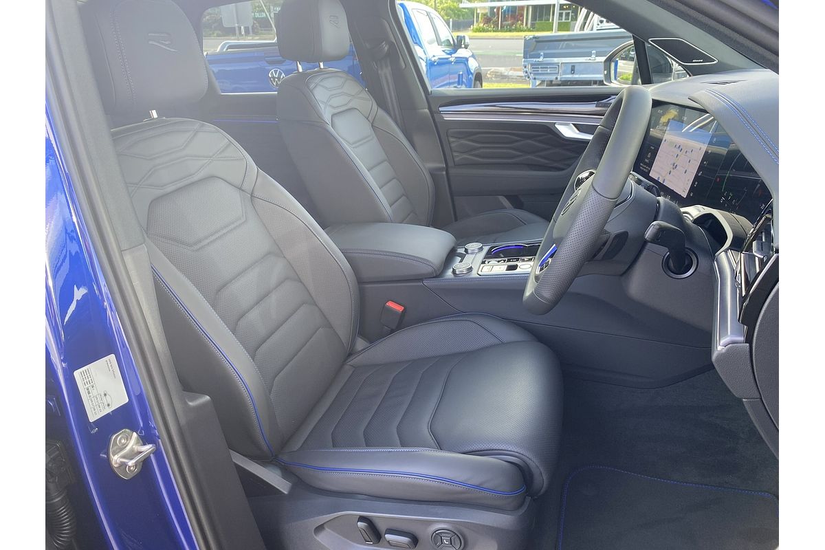 2024 Volkswagen Touareg R RC