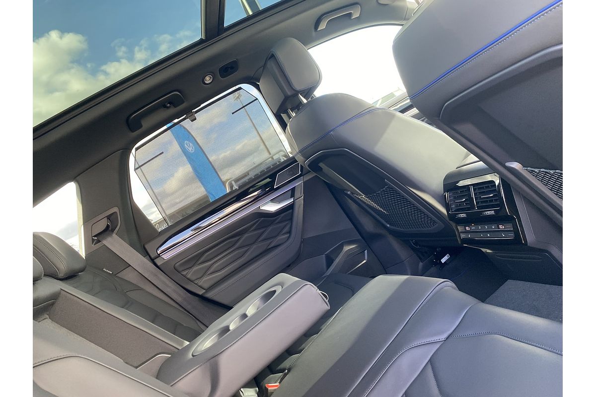 2024 Volkswagen Touareg R RC