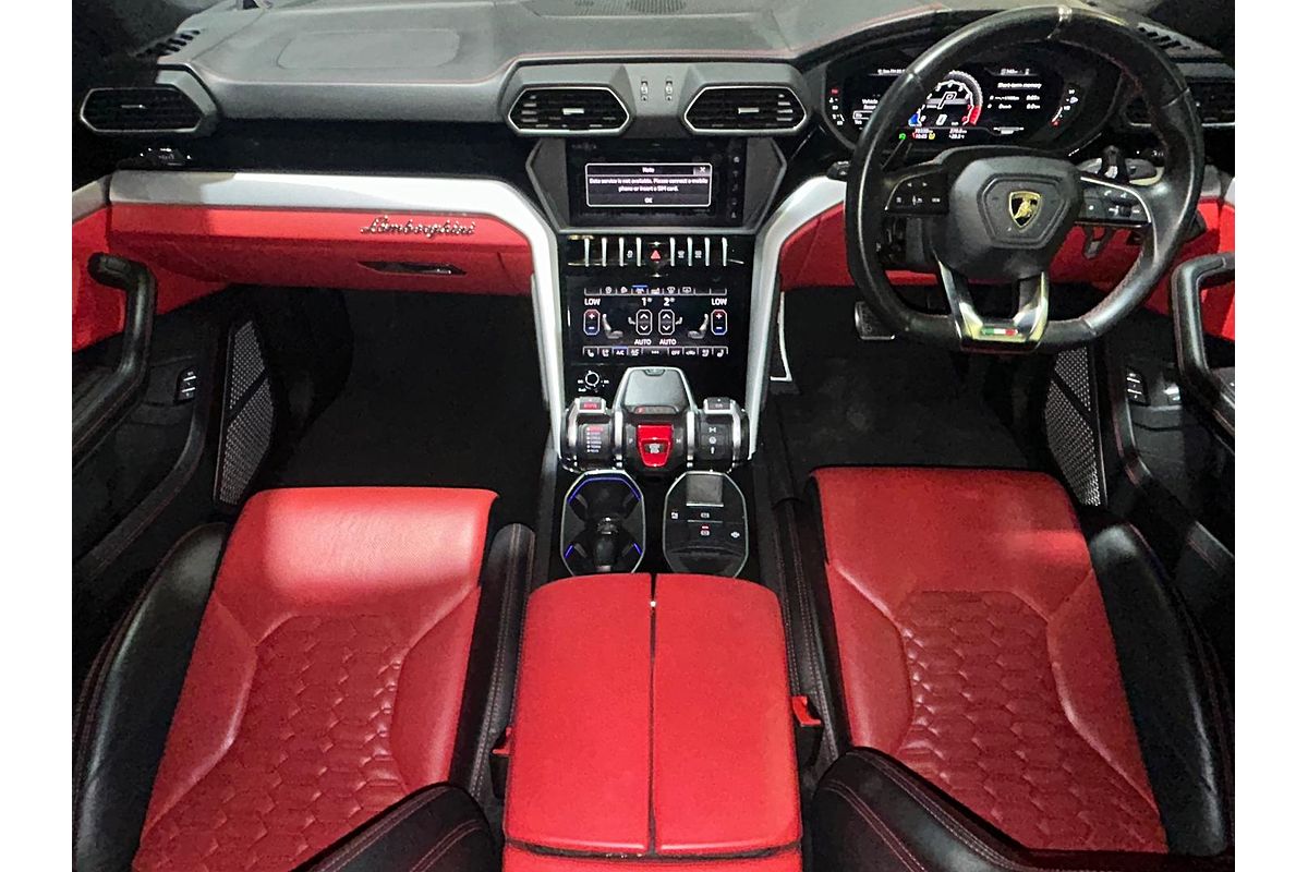 2019 Lamborghini Urus 636
