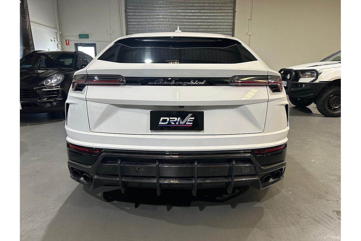 2019 Lamborghini Urus 636