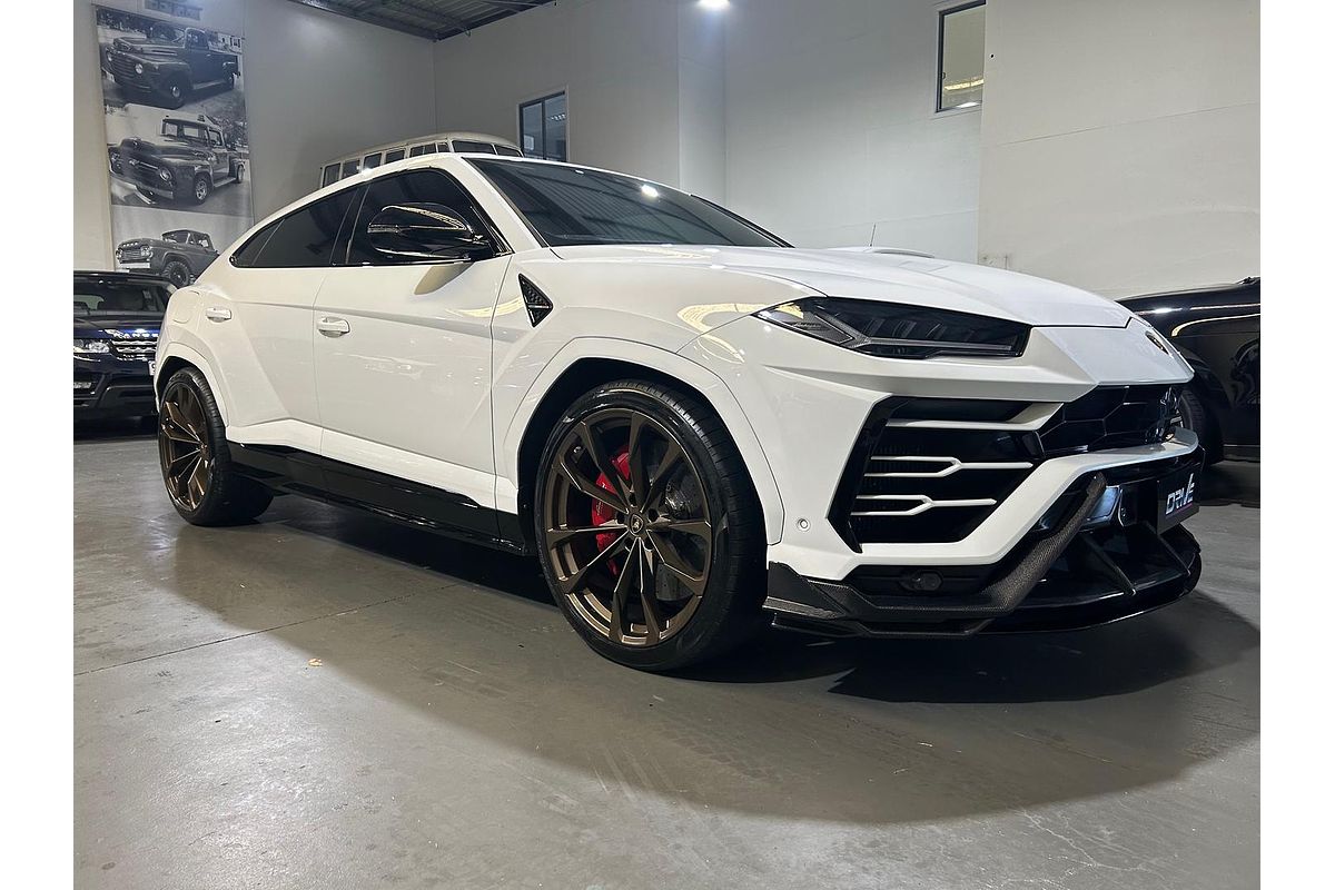 2019 Lamborghini Urus 636