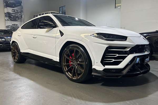 2019 Lamborghini Urus 636