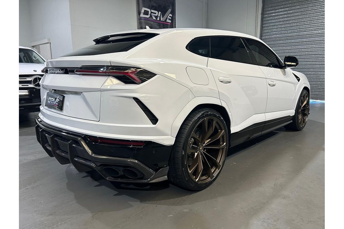 2019 Lamborghini Urus 636