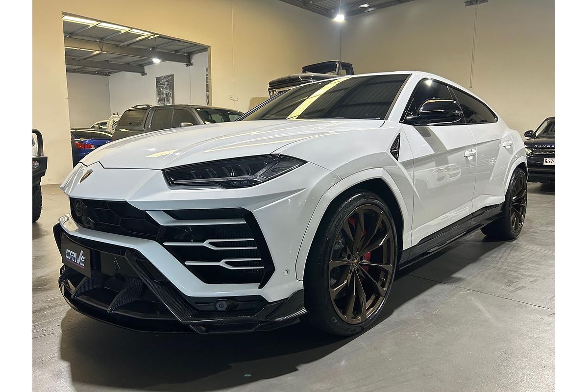 2019 Lamborghini Urus 636