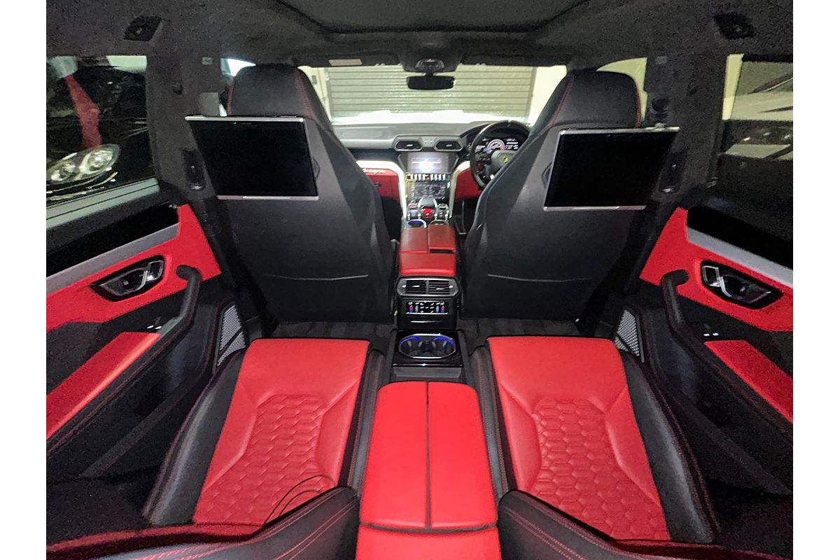 2019 Lamborghini Urus 636