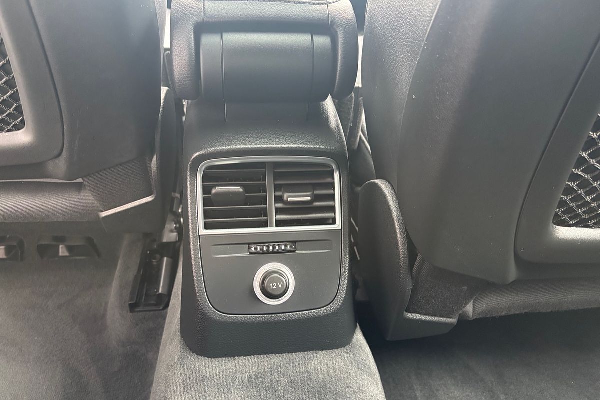 2019 Audi A3 35 TFSI S line plus 8V