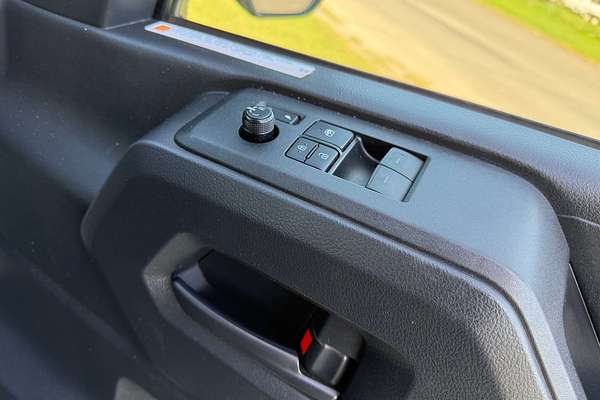 2019 Toyota Hiace Commuter GDH322R