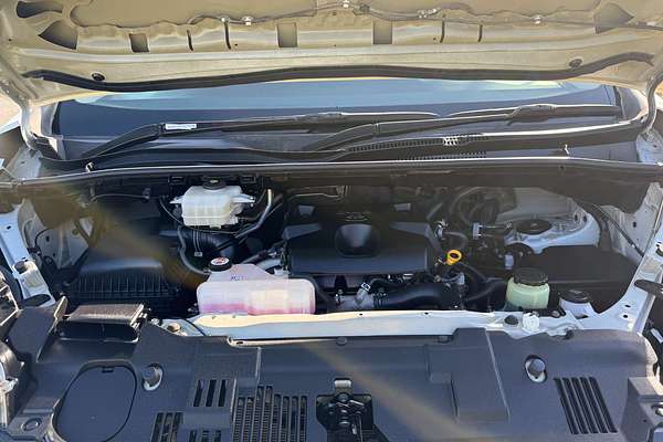 2019 Toyota Hiace Commuter GDH322R