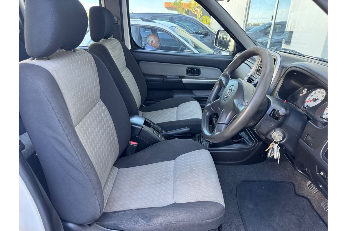 2006 Nissan Navara ST-R D22 S2 4X4