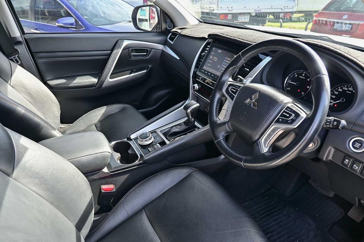 2020 Mitsubishi Pajero Sport GLS QF