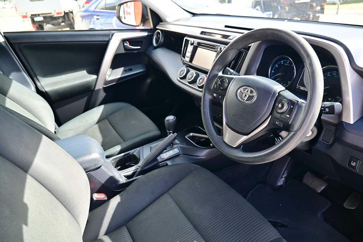 2018 Toyota RAV4 GX ZSA42R