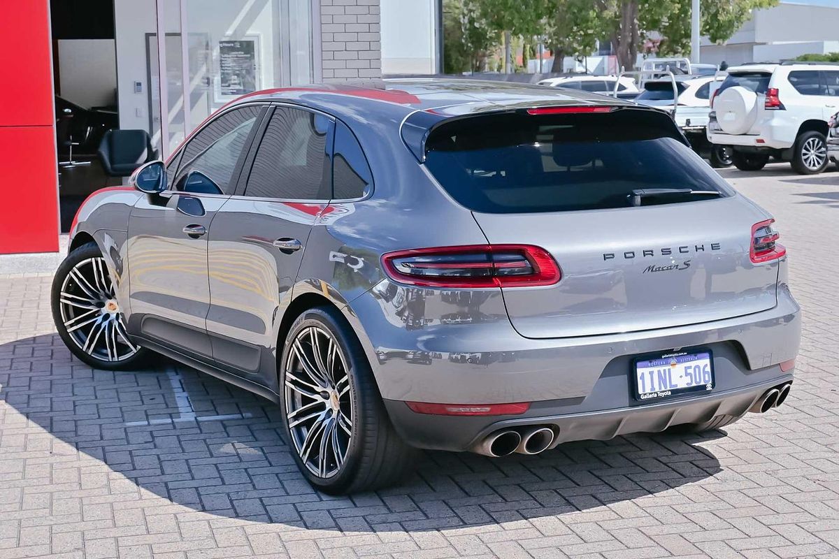 2015 Porsche Macan S 95B