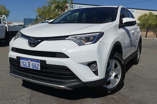 2017 Toyota RAV4 GX ALA49R