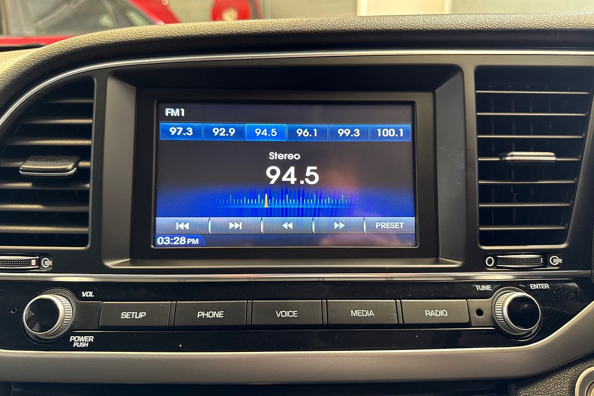 2018 Hyundai Elantra Elite AD