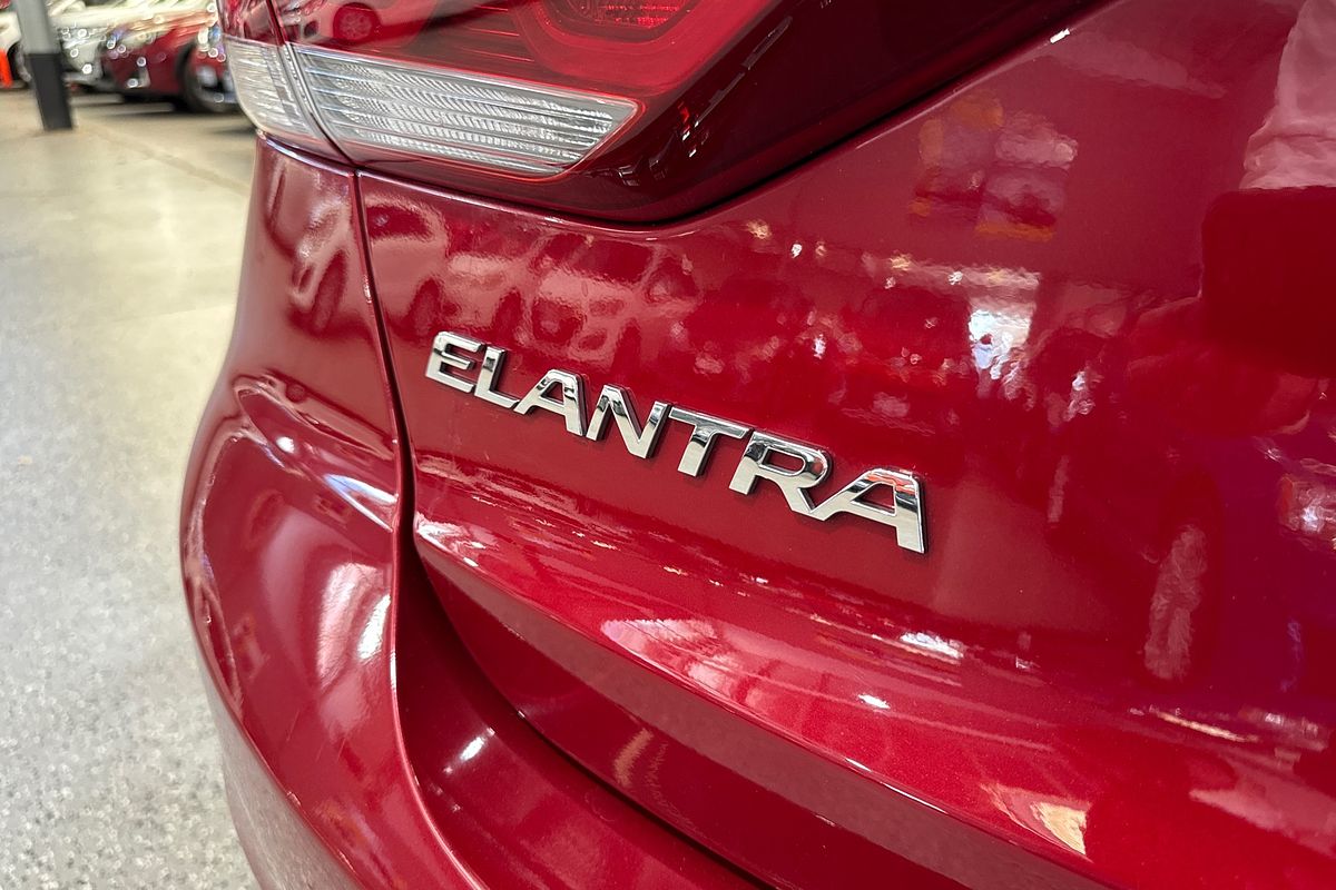 2018 Hyundai Elantra Elite AD