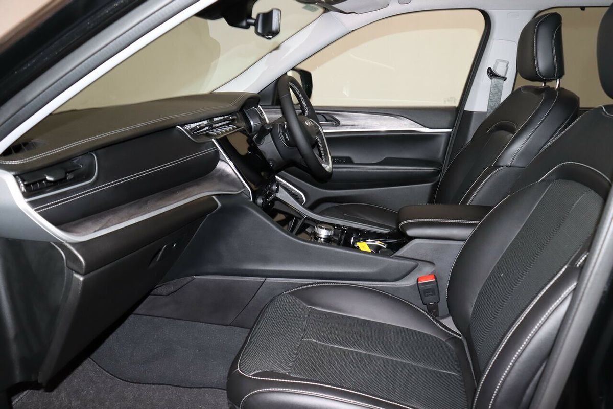 2023 Jeep Grand Cherokee Limited WL