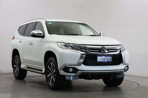 2017 Mitsubishi Pajero Sport GLX QE