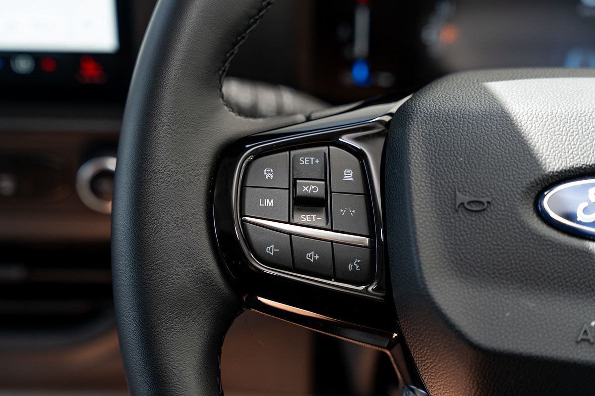 2023 Ford Transit Custom Trend 320L AV LWB