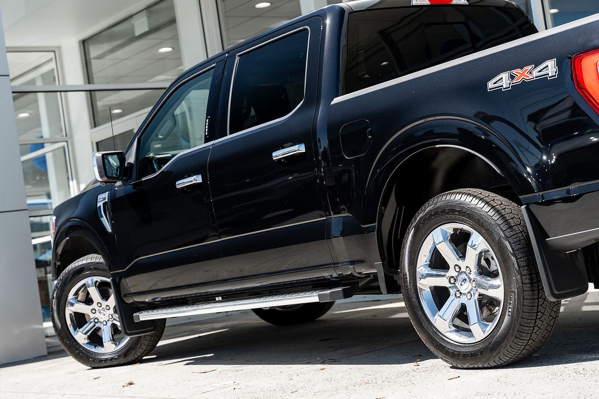 2024 Ford F-150 Lariat 4X4 SWB