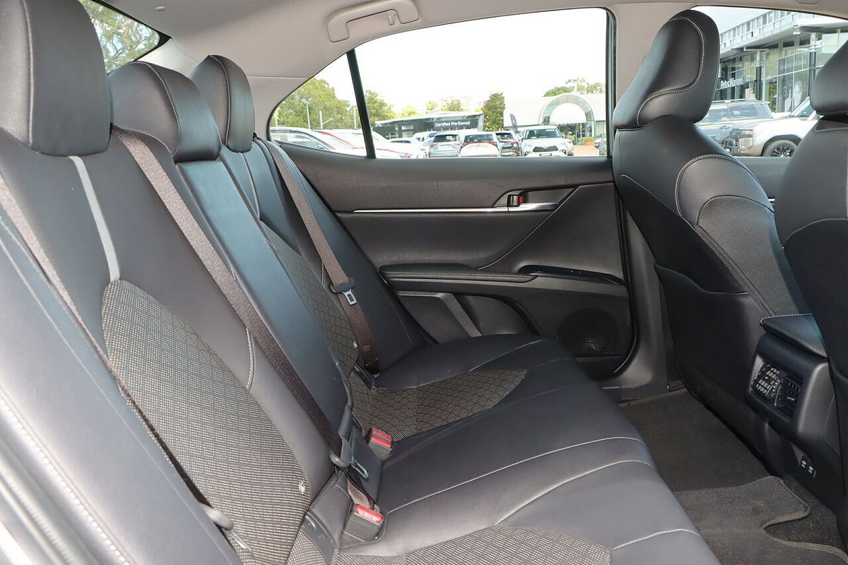 2018 Toyota Camry SX ASV70R