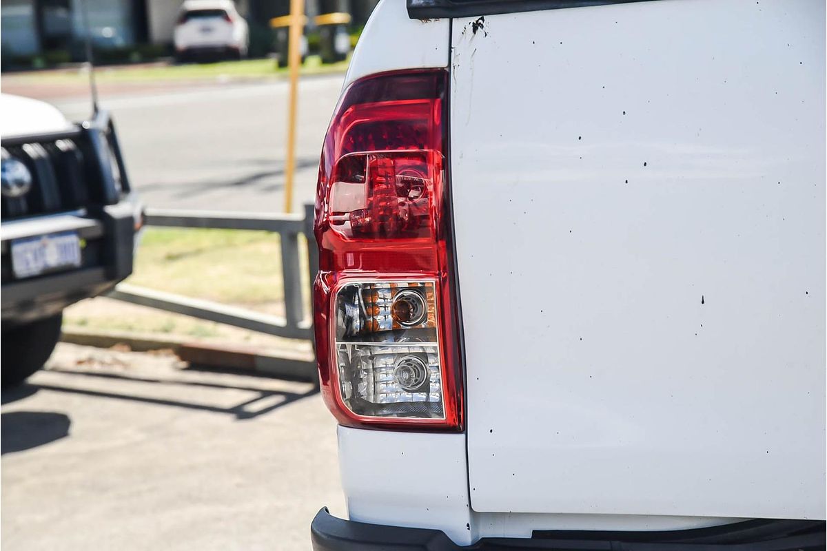 2018 Toyota Hilux SR5 GUN126R 4X4