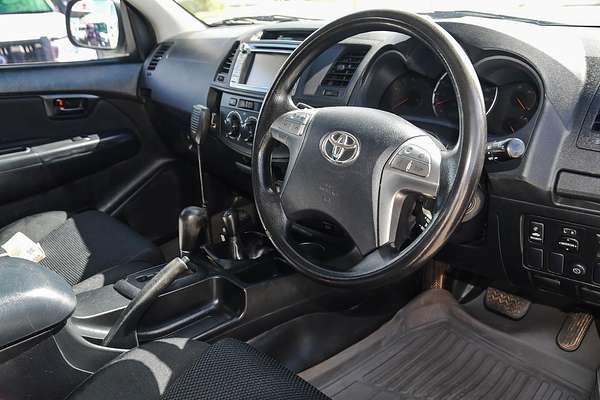 2014 Toyota Hilux SR KUN26R 4X4