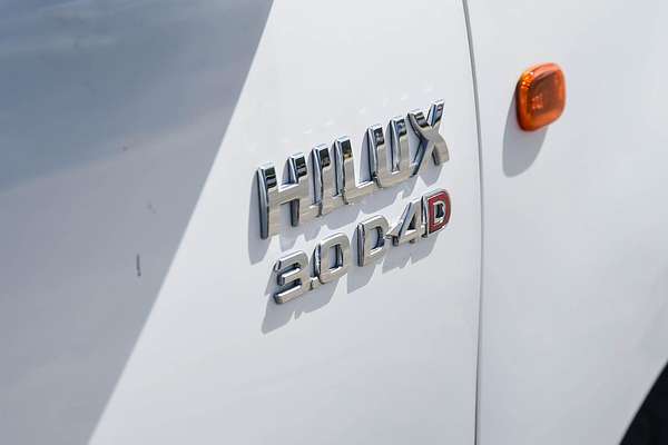 2014 Toyota Hilux SR KUN26R 4X4