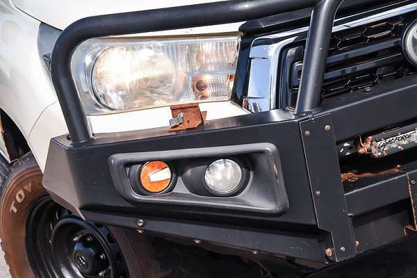 2020 Toyota Hilux SR GUN126R 4X4