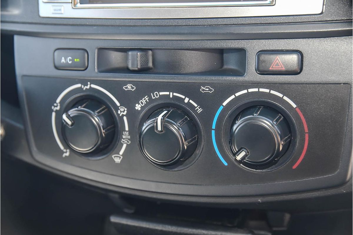 2014 Toyota Hilux SR KUN26R 4X4