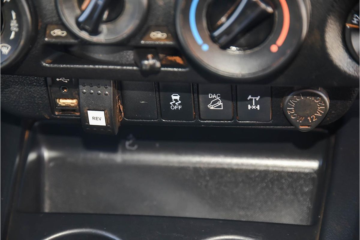 2020 Toyota Hilux SR GUN126R 4X4