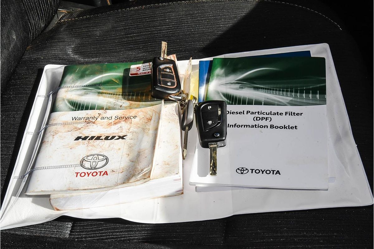 2020 Toyota Hilux SR GUN126R 4X4
