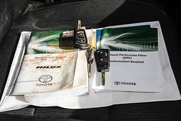 2020 Toyota Hilux SR GUN126R 4X4
