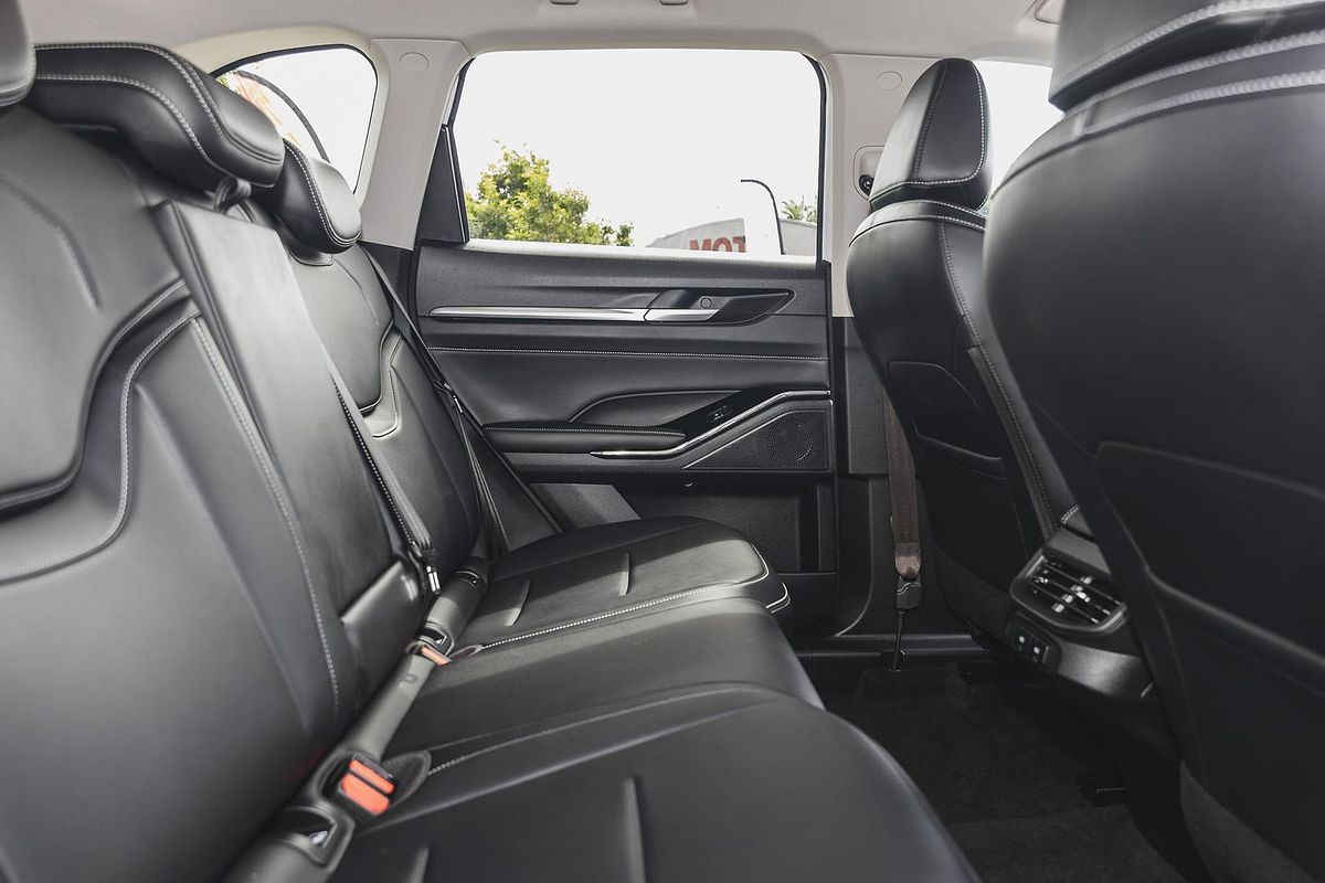 2023 GWM Haval H6 Lux B01