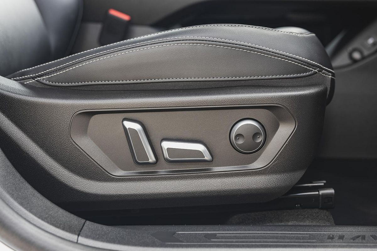 2023 GWM Haval H6 Lux B01