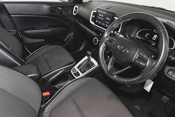 2023 Hyundai Venue Active QX.V5