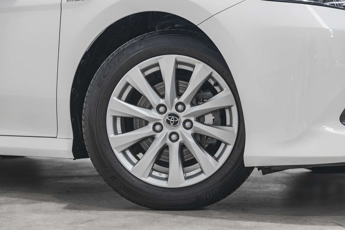 2019 Toyota Camry Ascent AXVH71R