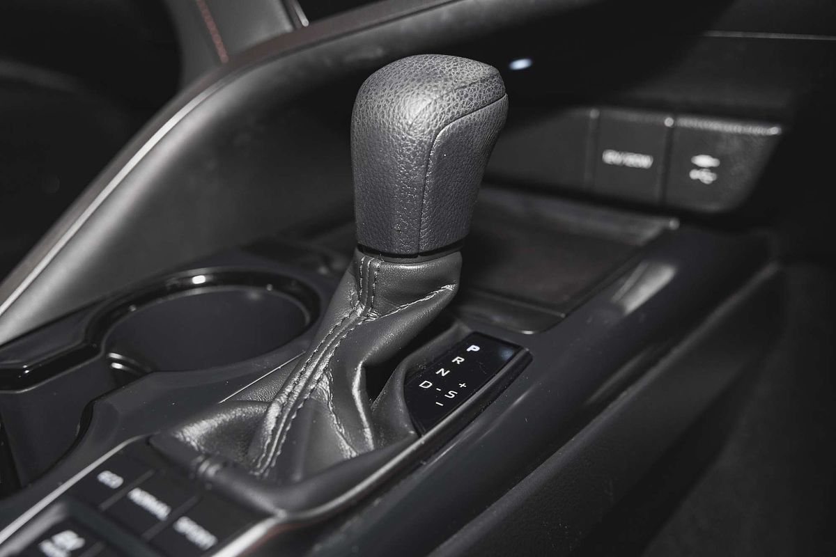 2019 Toyota Camry Ascent AXVH71R