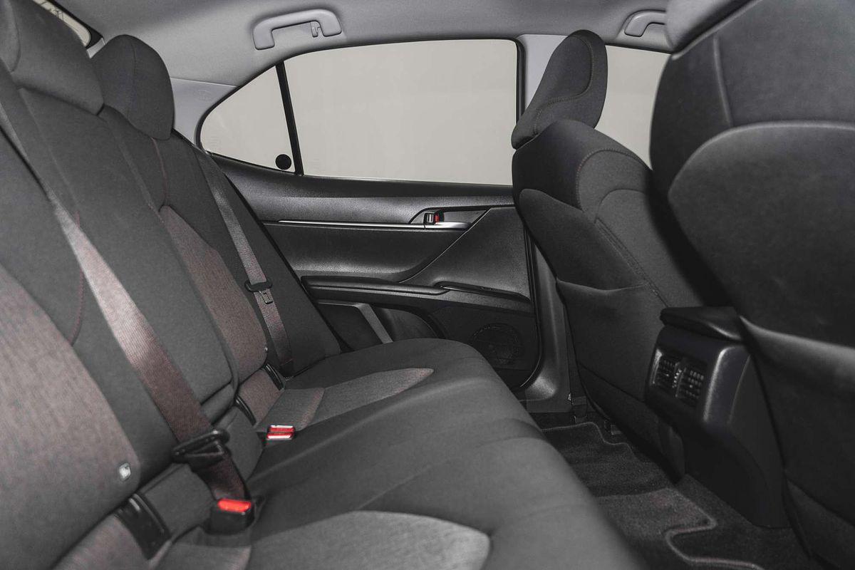 2019 Toyota Camry Ascent AXVH71R