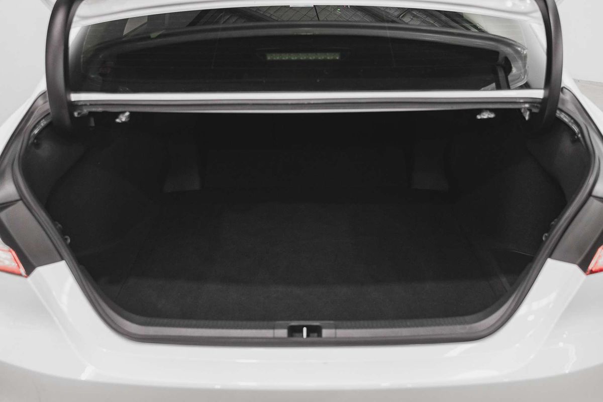 2019 Toyota Camry Ascent AXVH71R