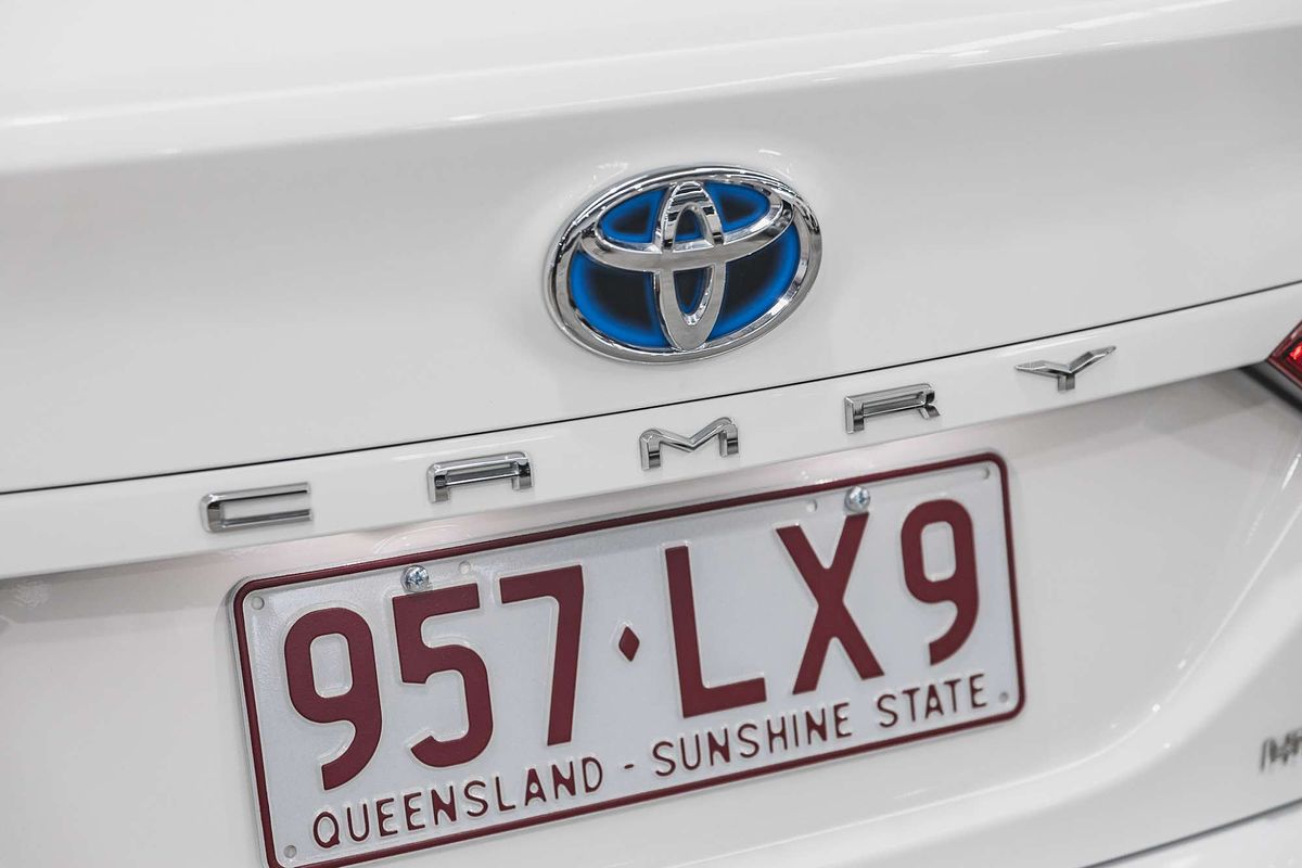 2019 Toyota Camry Ascent AXVH71R