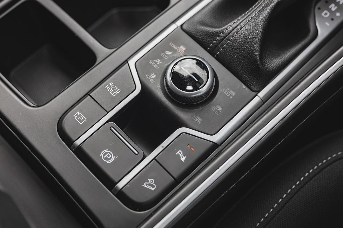 2020 Kia Sorento Sport MQ4