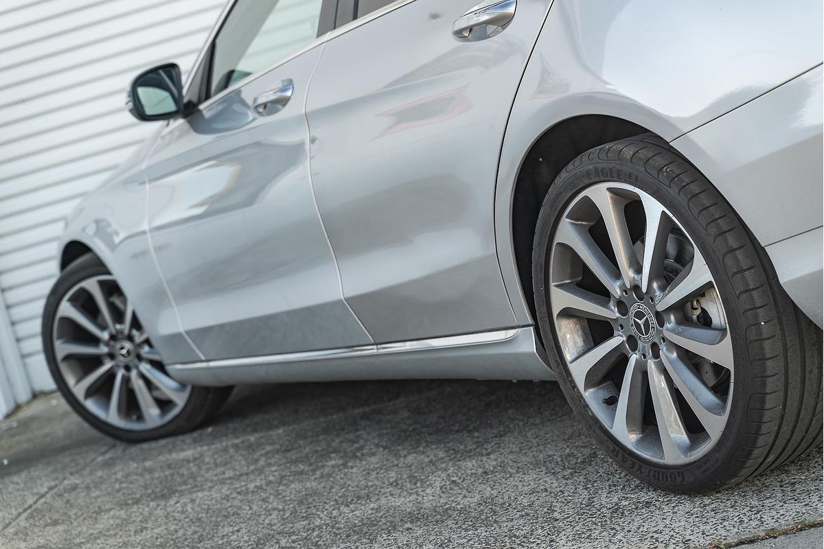 2018 Mercedes-Benz C-Class C300 W205
