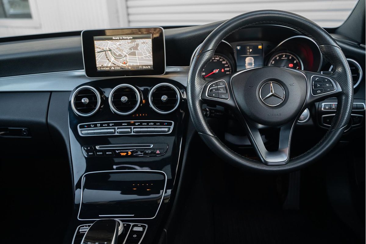 2018 Mercedes-Benz C-Class C300 W205