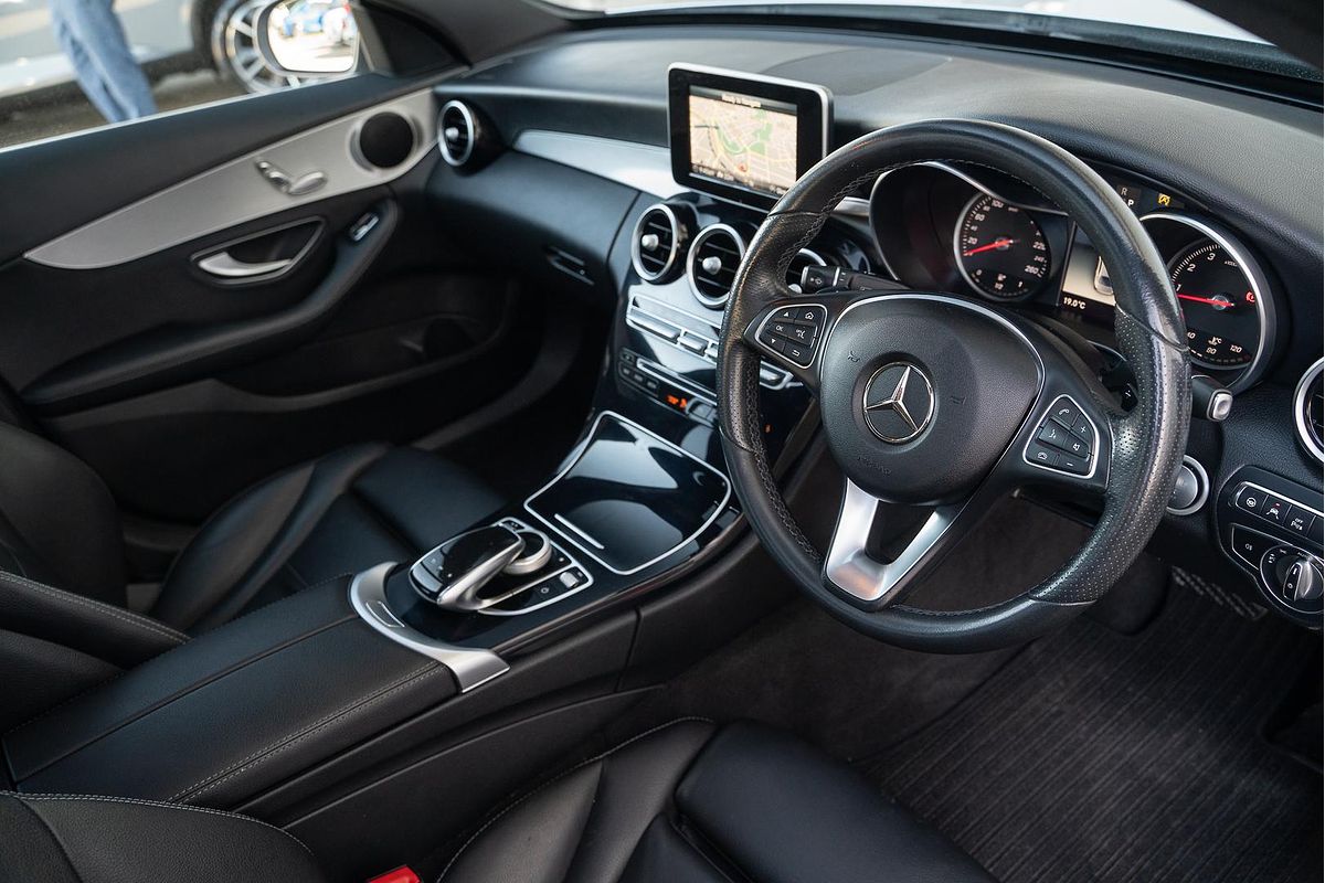 2018 Mercedes-Benz C-Class C300 W205