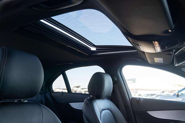 2018 Mercedes-Benz C-Class C300 W205