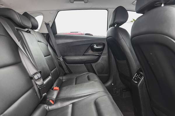 2021 Kia Niro Hybrid Sport DE
