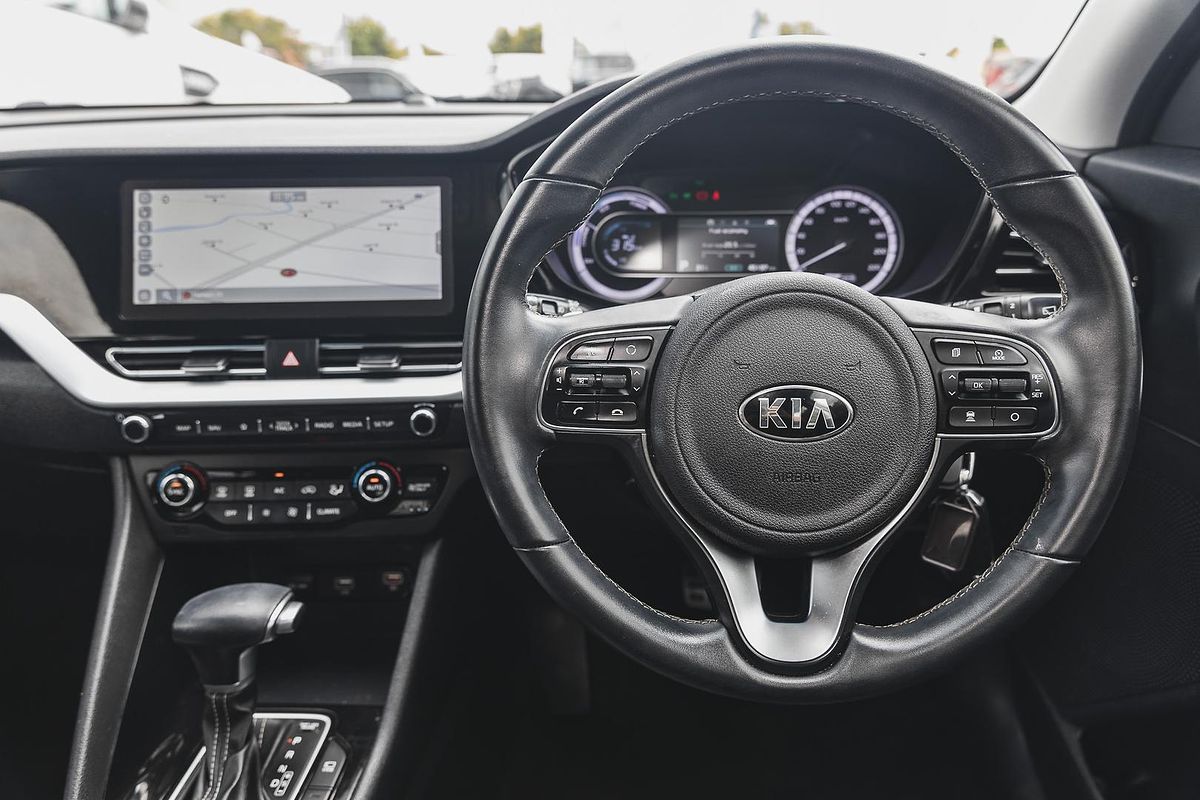 2021 Kia Niro Hybrid Sport DE