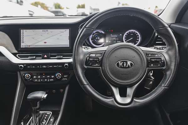 2021 Kia Niro Hybrid Sport DE