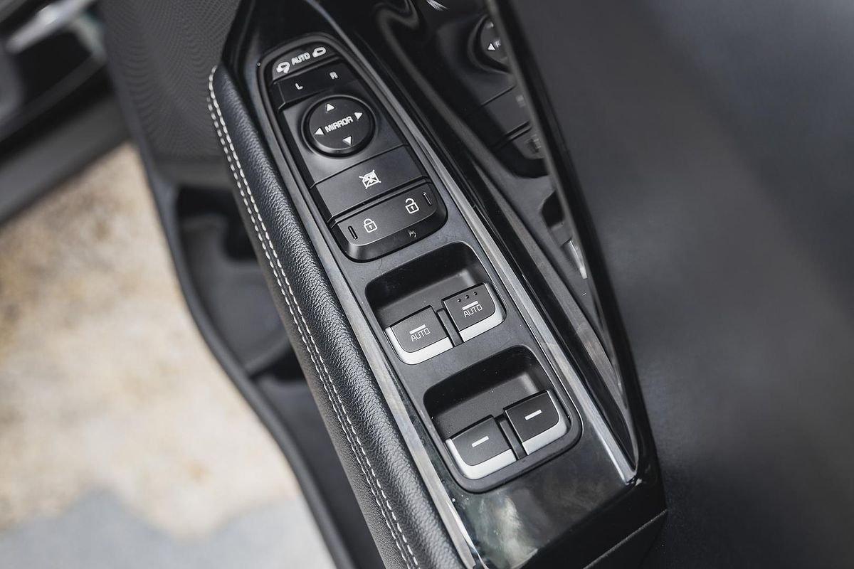 2021 Kia Niro Hybrid Sport DE